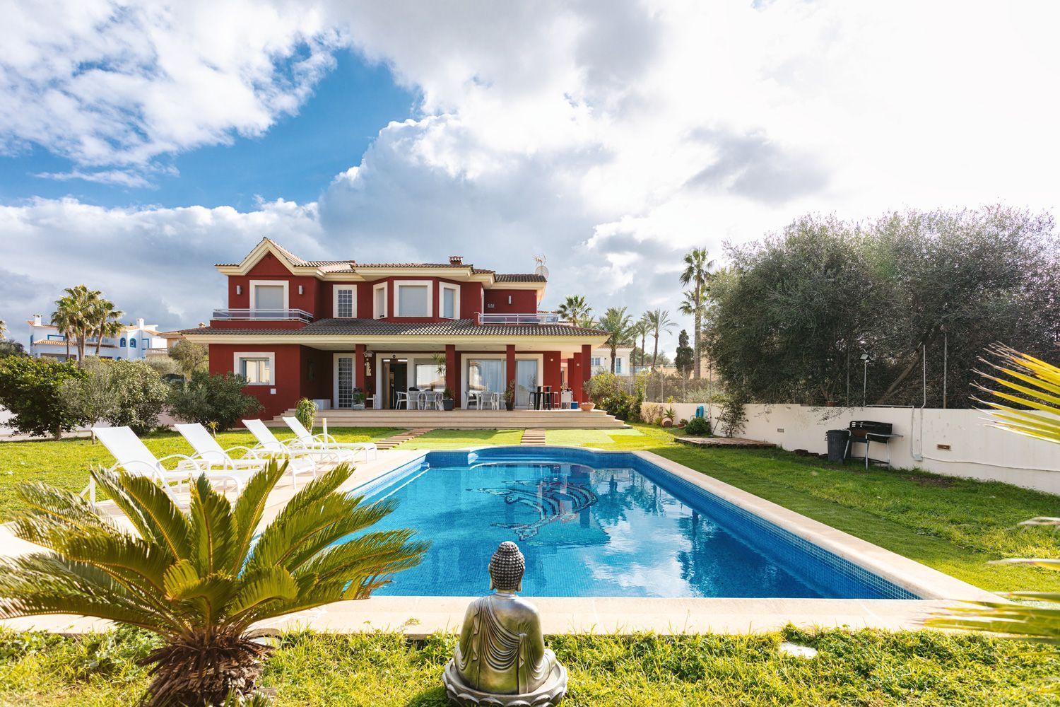 Pansiyon Red House
